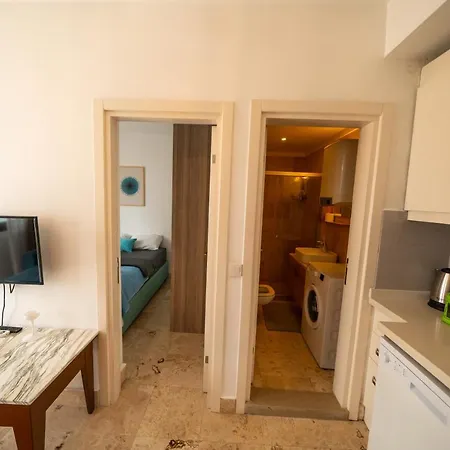 Hotel apartamentowy Ilya 1 4*