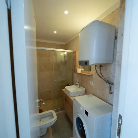 Ilya 1 Hotel apartamentowy