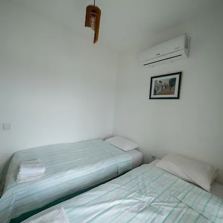 Ilya 1 Hotel apartamentowy