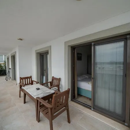 Ilya 1 شقة فندقية 4*