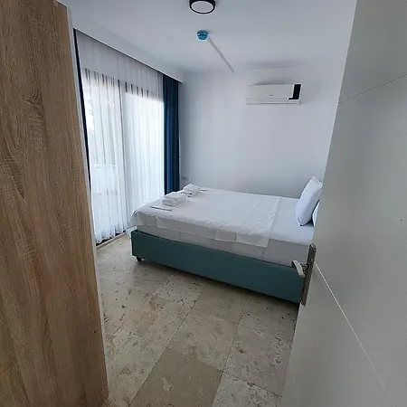 Aparthotel Ilya 1 4*